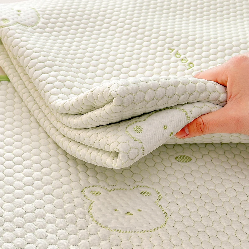 Class A Natural Latex Breathable Folding Cool Feel Bed Mat, For Summer Quilted Smooth Mint Green Brown Bear Print Bed Cool Mat Class A Natural Latex Breathable Folding Cool Feel Bed Mat, For Summer Quilted Smooth Mint Green Brown Bear Print Bed Cool Mat