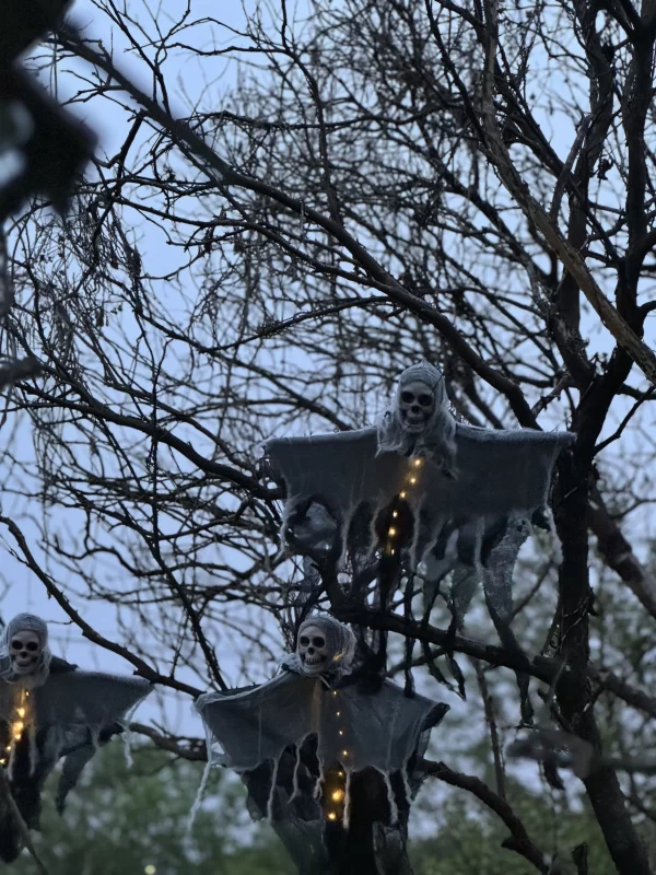Spooky Halloween Outdoor LED Hanging Skeleton Ghost - Image 5