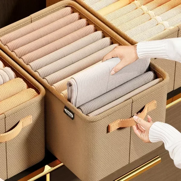 Thick clothes storage box