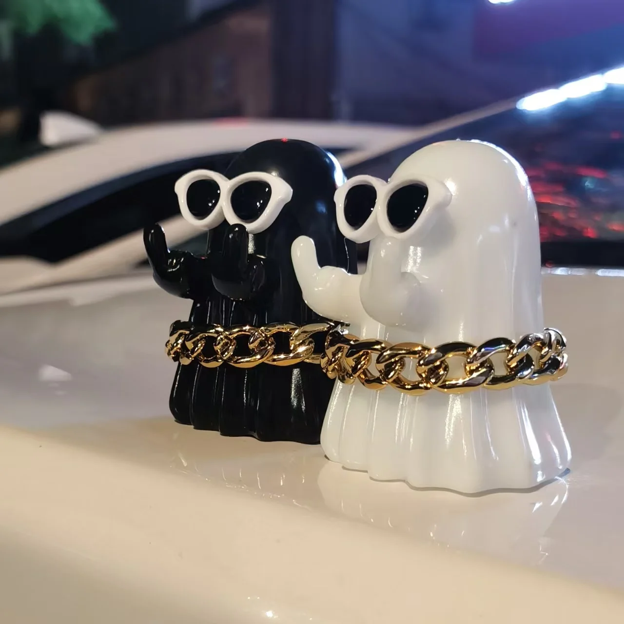 Middle Finger Ghost – Cheeky Halloween Ornament - Image 3